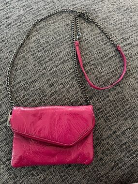 Hobo Daria Magenta Convertible Crossbody Clutch